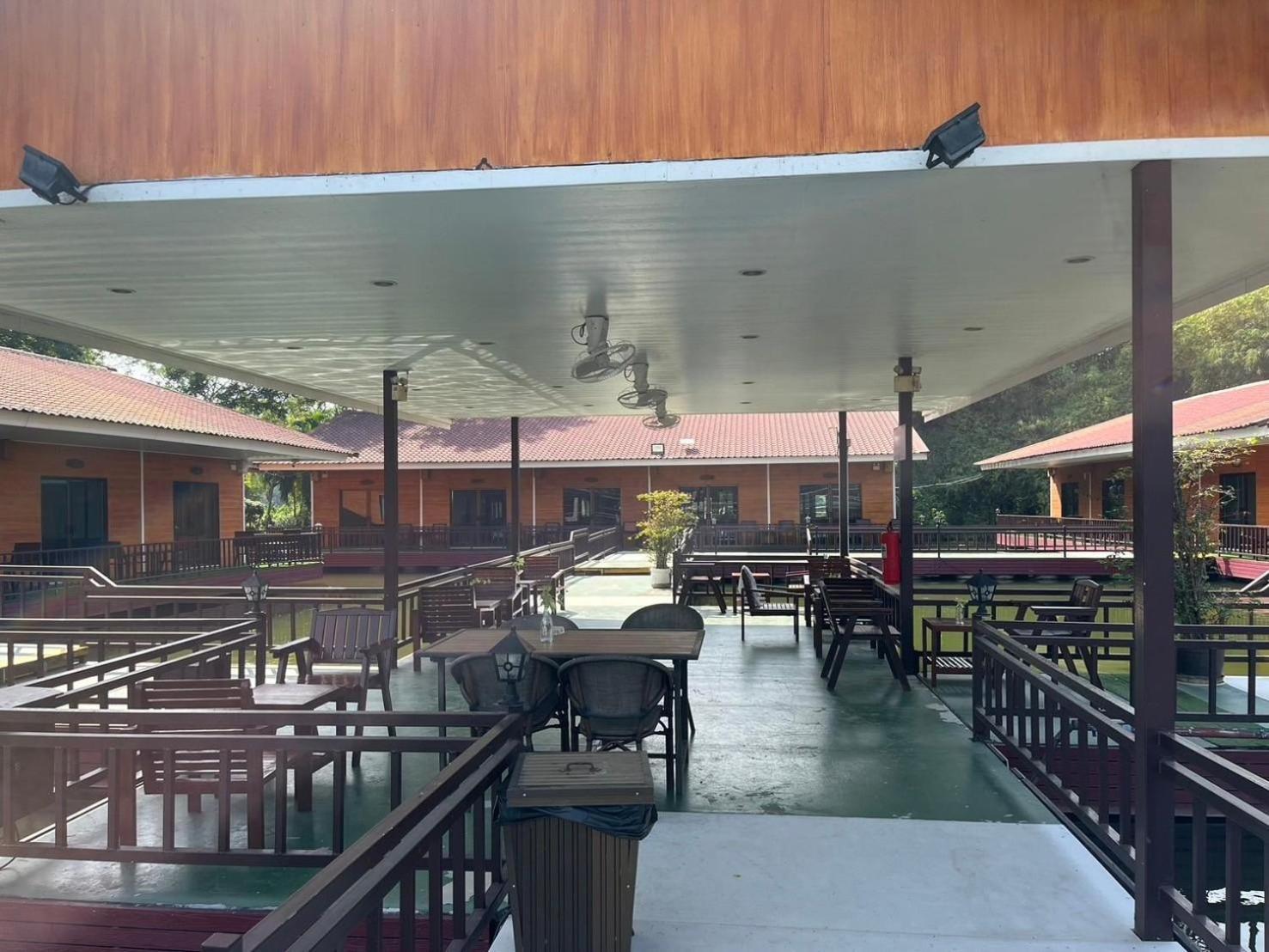 Chawalun Resort Don Tum Екстериор снимка