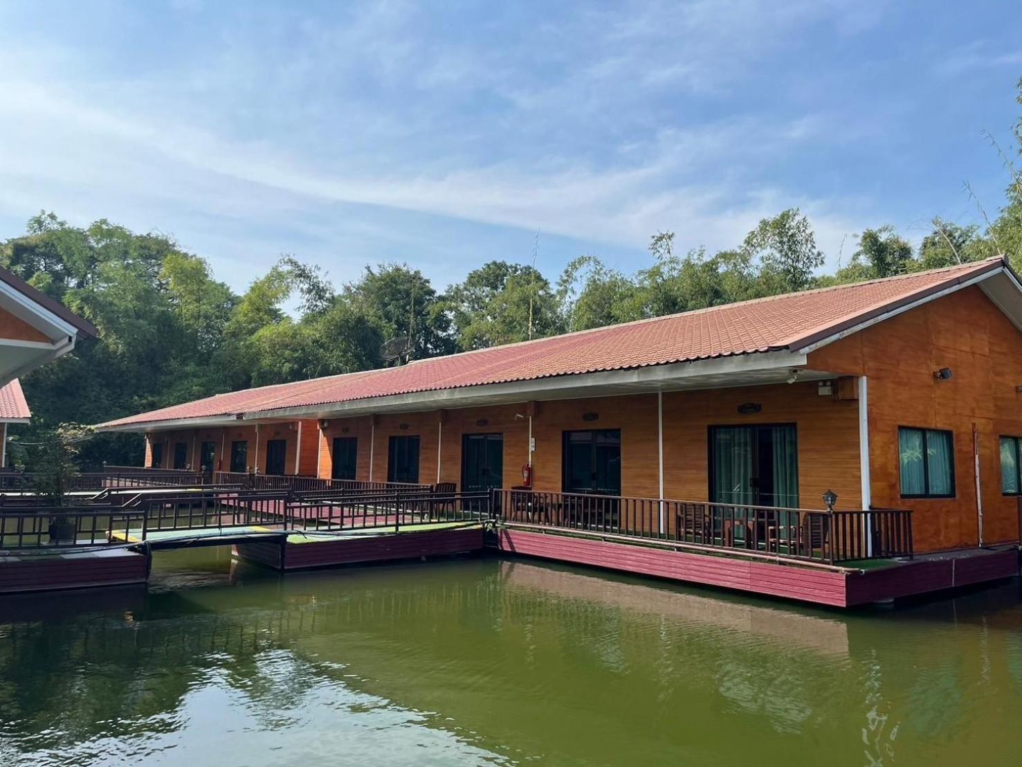 Chawalun Resort Don Tum Екстериор снимка