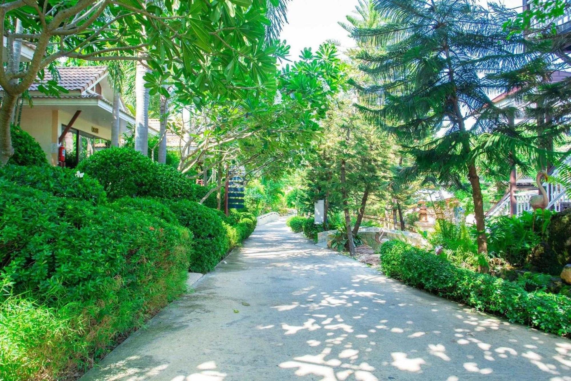 Chawalun Resort Don Tum Екстериор снимка