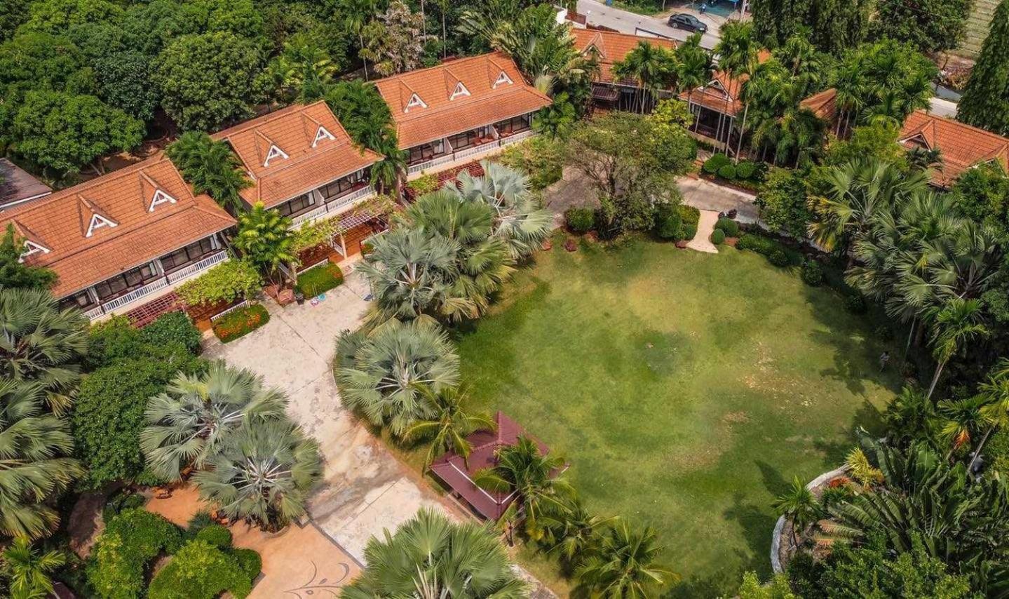 Chawalun Resort Don Tum Екстериор снимка