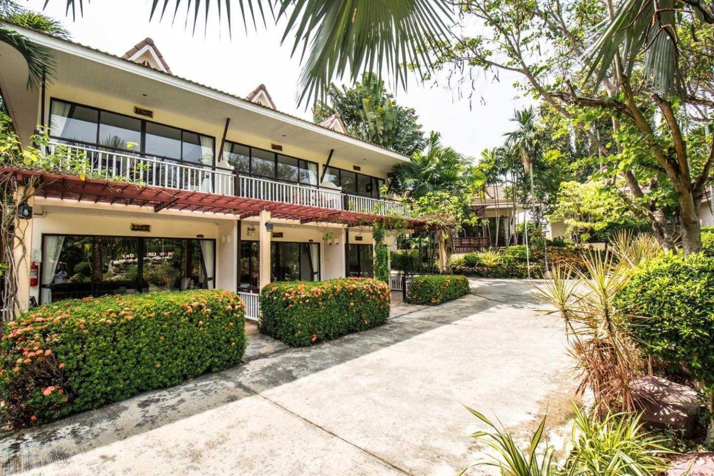 Chawalun Resort Don Tum Екстериор снимка