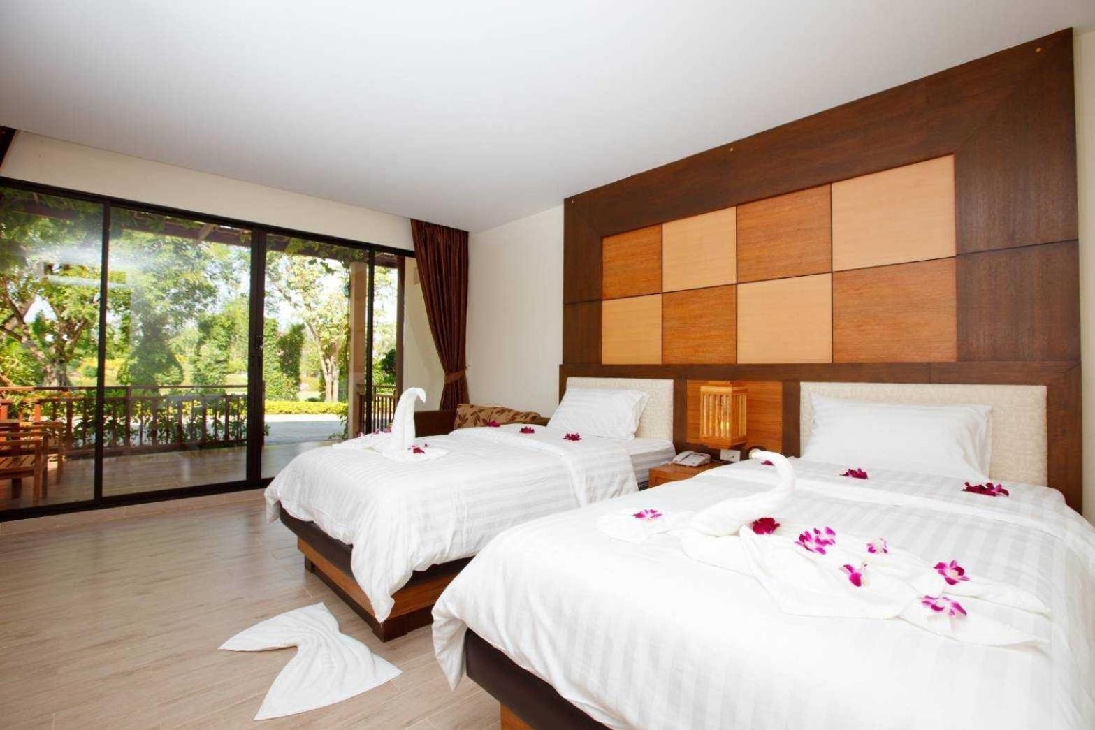 Chawalun Resort Don Tum Екстериор снимка
